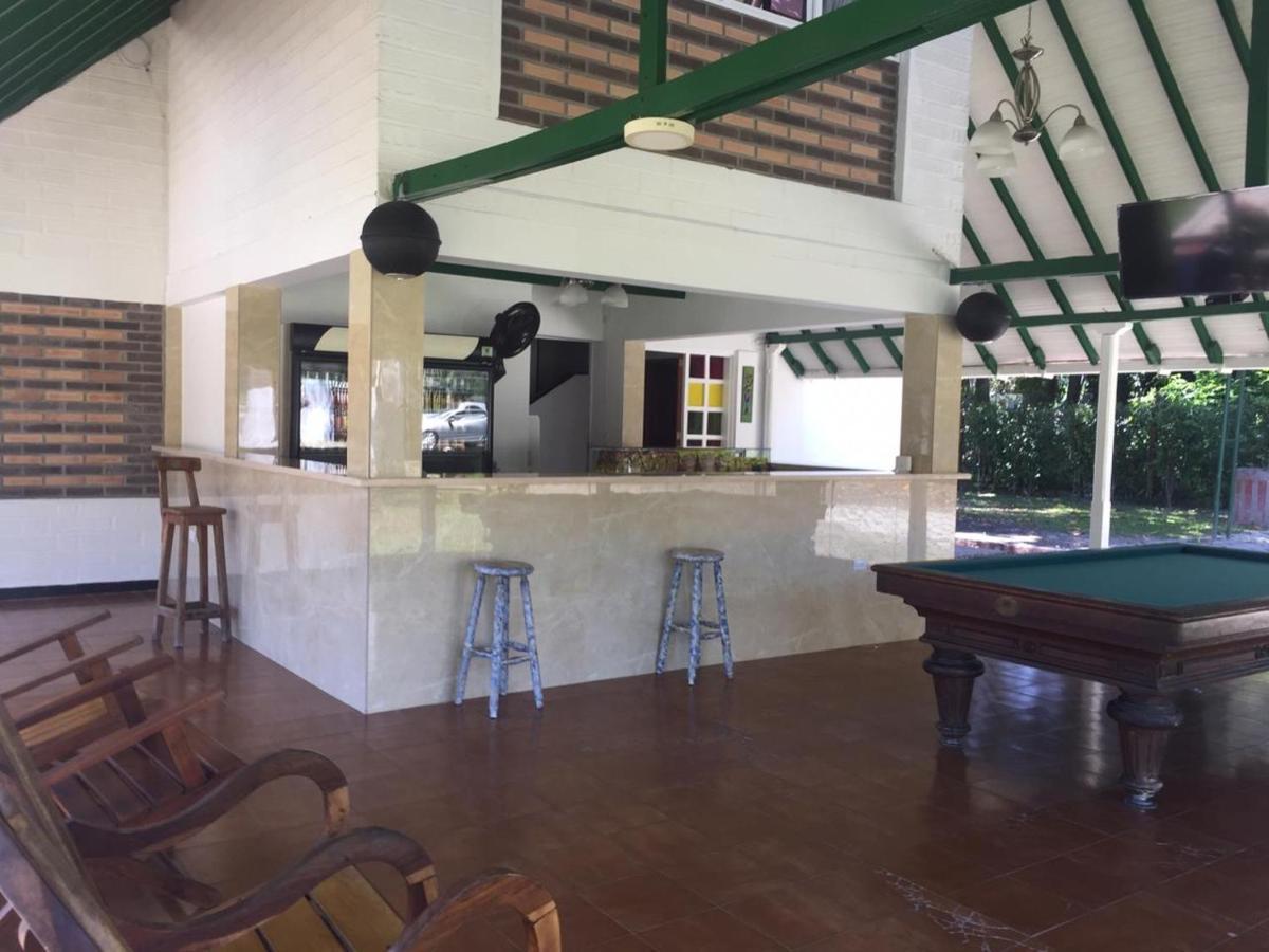 Finca Hotel Pinares ラ・ピンタダ エクステリア 写真